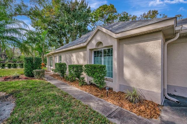 1222 GOLFVIEW WOODS DRIVE 1222, Sun City Center, FL 33573