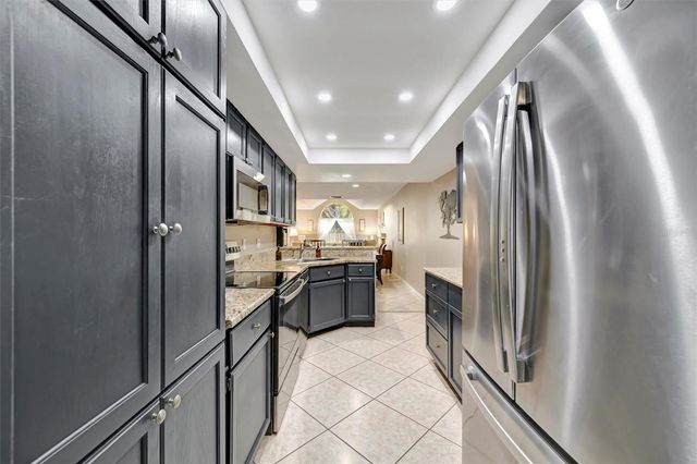 1222 GOLFVIEW WOODS DRIVE 1222, Sun City Center, FL 33573