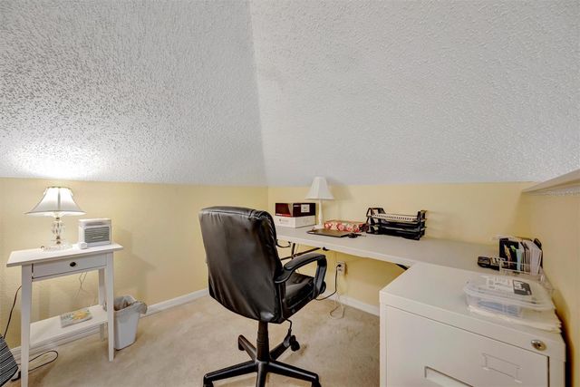 1222 GOLFVIEW WOODS DRIVE 1222, Sun City Center, FL 33573