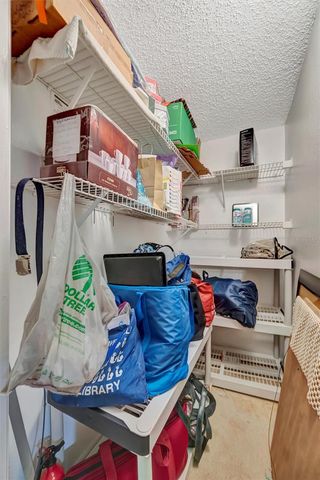 1222 GOLFVIEW WOODS DRIVE 1222, Sun City Center, FL 33573