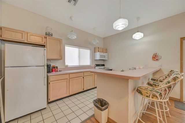 1222 GOLFVIEW WOODS DRIVE 1222, Sun City Center, FL 33573