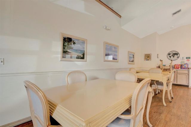 1222 GOLFVIEW WOODS DRIVE 1222, Sun City Center, FL 33573