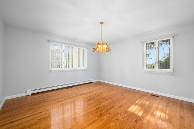 1 Homestead Rd Extension, Sagamore Beach, MA 02562