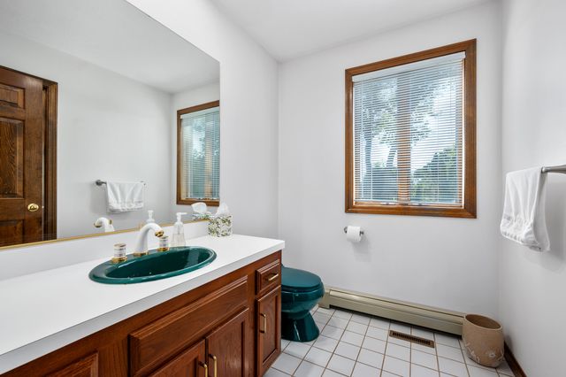 1 Homestead Rd Extension, Sagamore Beach, MA 02562
