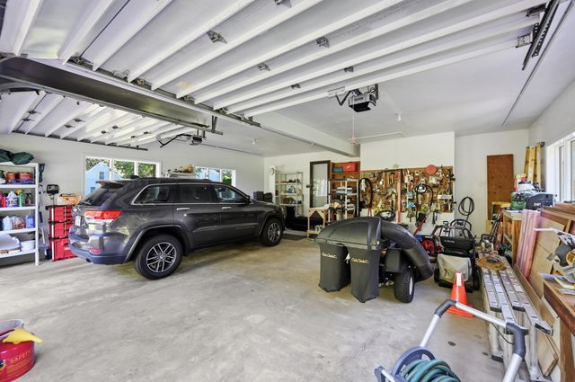 1 Homestead Rd Extension, Sagamore Beach, MA 02562