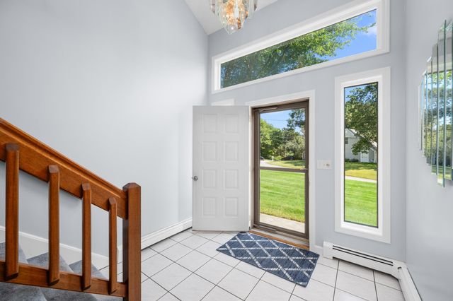 1 Homestead Rd Extension, Sagamore Beach, MA 02562