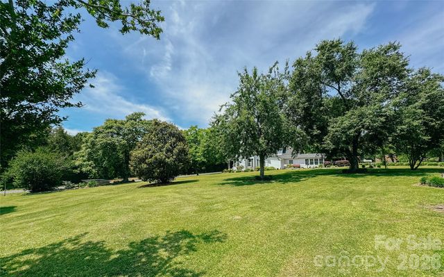 401 S Gold Branch Road, Richfield, NC 28137