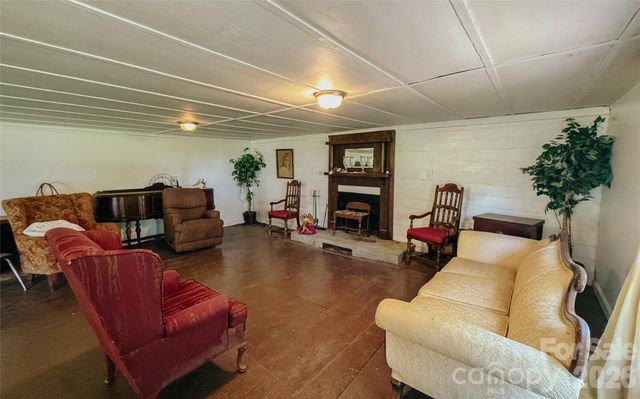 401 S Gold Branch Road, Richfield, NC 28137
