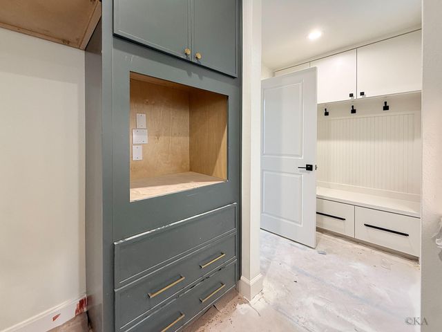 10519 Brinwood Drive, Houston, TX 77043