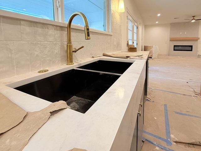 10519 Brinwood Drive, Houston, TX 77043