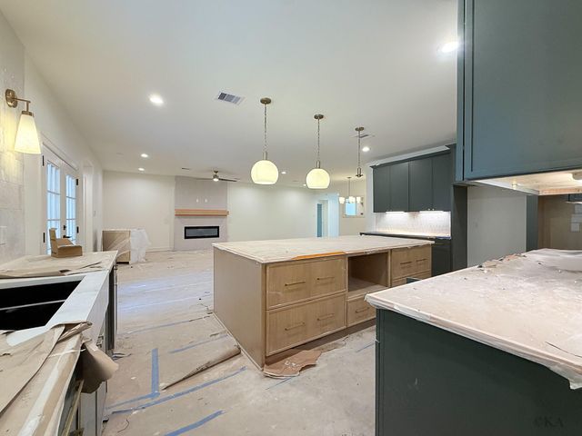 10519 Brinwood Drive, Houston, TX 77043