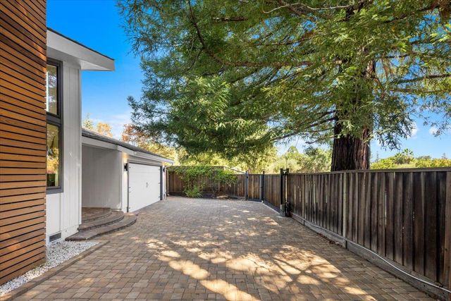640 N San Antonio Road, Los Altos, CA 94022