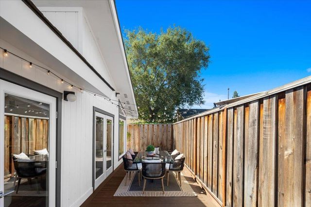640 N San Antonio Road, Los Altos, CA 94022