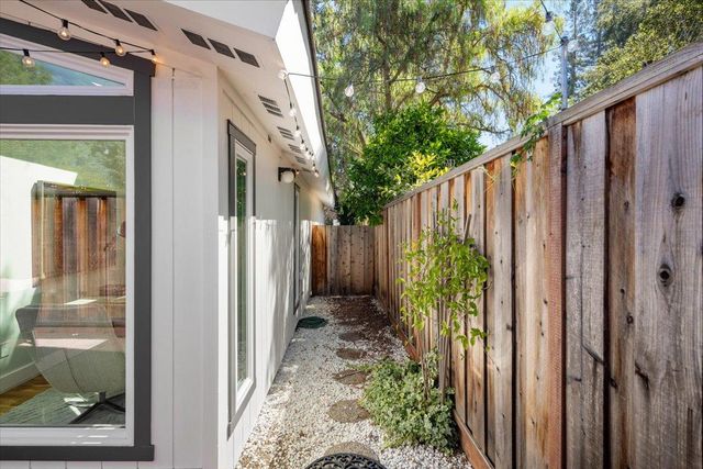 640 N San Antonio Road, Los Altos, CA 94022