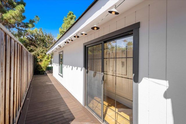640 N San Antonio Road, Los Altos, CA 94022