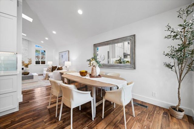 640 N San Antonio Road, Los Altos, CA 94022
