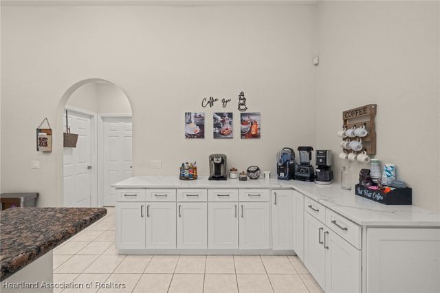 603 SUNSET POINTE Drive, Lake Placid, FL 33852