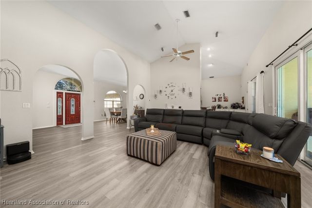 603 SUNSET POINTE Drive, Lake Placid, FL 33852