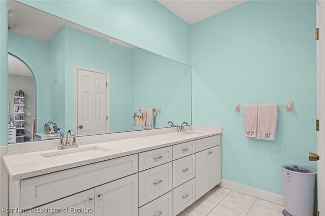 603 SUNSET POINTE Drive, Lake Placid, FL 33852