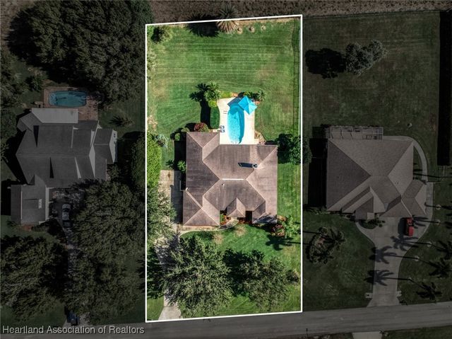 603 SUNSET POINTE Drive, Lake Placid, FL 33852