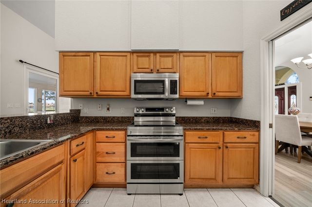 603 SUNSET POINTE Drive, Lake Placid, FL 33852