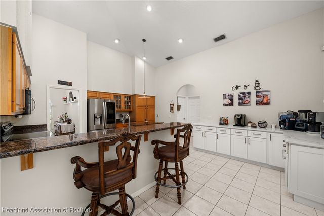 603 SUNSET POINTE Drive, Lake Placid, FL 33852