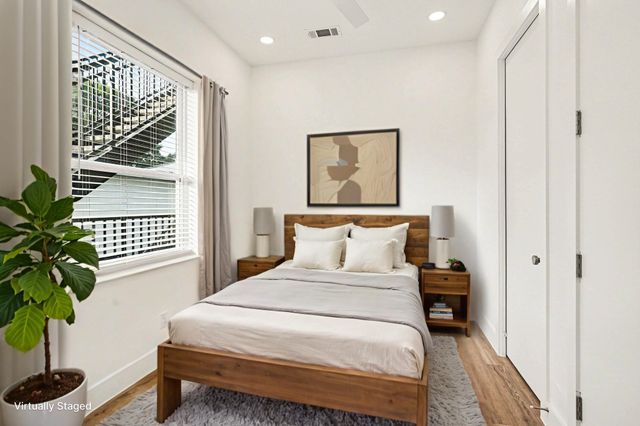 2217 N Fitzhugh Avenue 201, Dallas, TX 75204