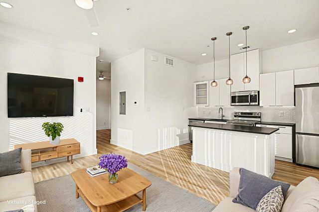 2217 N Fitzhugh Avenue 201, Dallas, TX 75204