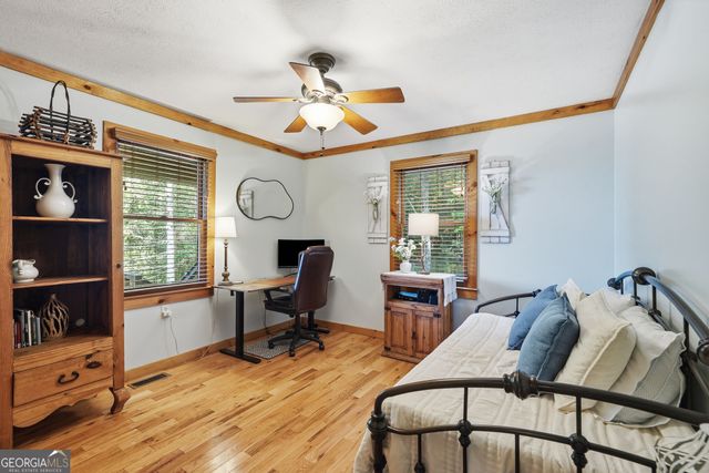 24 Oak Ledge Road, Morganton, GA 30560