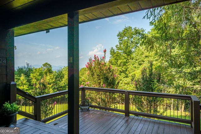 24 Oak Ledge Road, Morganton, GA 30560