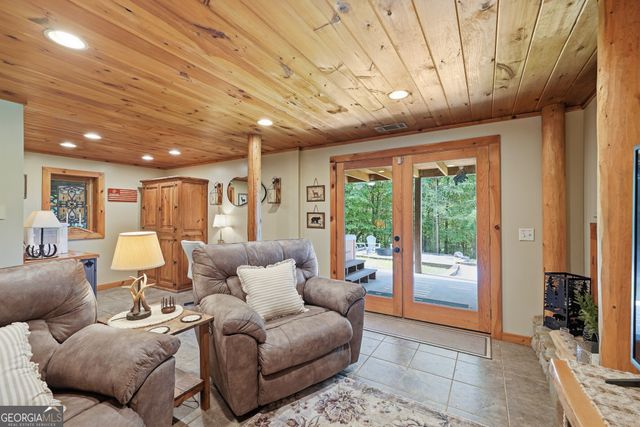 24 Oak Ledge Road, Morganton, GA 30560