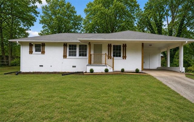 926 Green Valley Road, Mableton, GA 30126