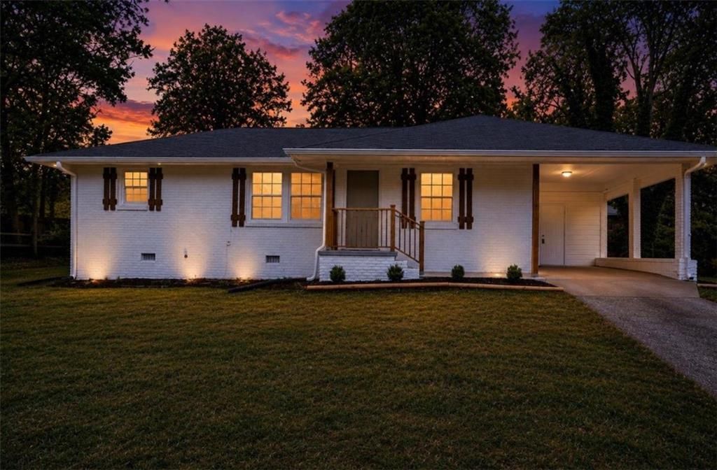926 Green Valley Road, Mableton, GA 30126