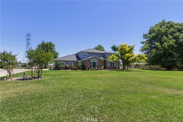 3856 N Gardner, Merced, CA 95340