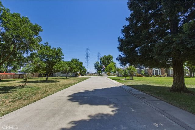 3856 N Gardner, Merced, CA 95340