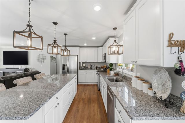10 Corrine Drive, Johnston, RI 02919
