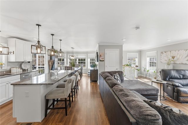 10 Corrine Drive, Johnston, RI 02919