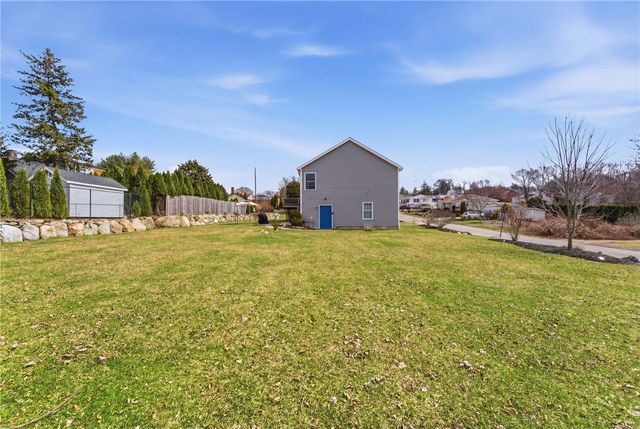 10 Corrine Drive, Johnston, RI 02919