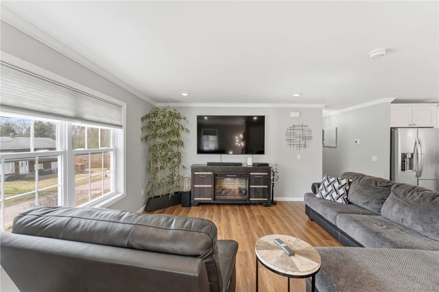 10 Corrine Drive, Johnston, RI 02919