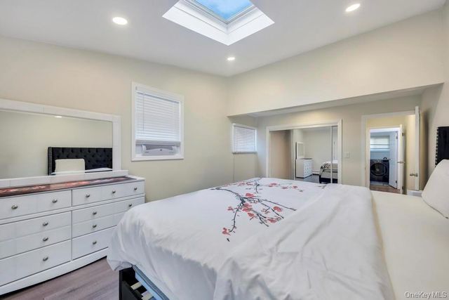 119 Scooter Lane, Hicksville, NY 11801