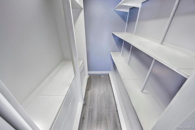 119 Scooter Lane, Hicksville, NY 11801