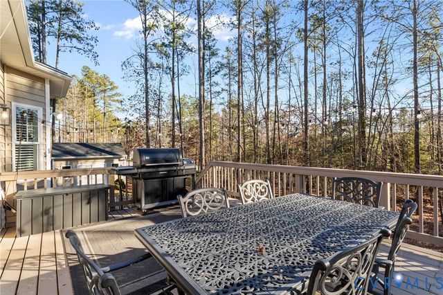 7601 Oban Dr, Chesterfield, VA 23838