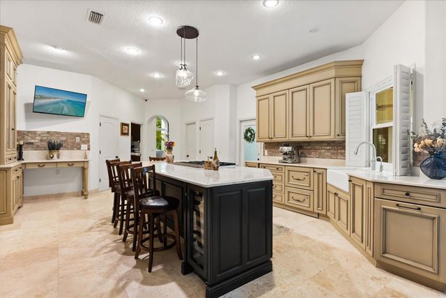 13123 LUNTZ POINT LANE, Windermere, FL 34786