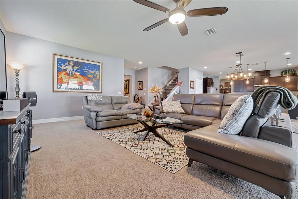 Image 10 of property listing at 1521 BANNER ELK STREET, Valrico, FL 33594
