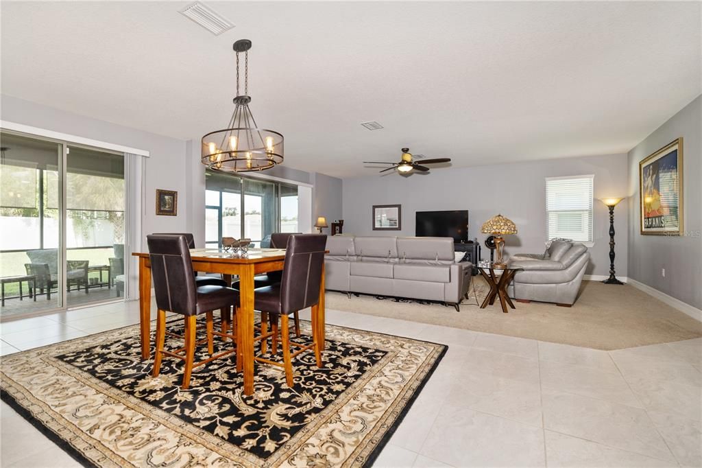 Image 14 of property listing at 1521 BANNER ELK STREET, Valrico, FL 33594