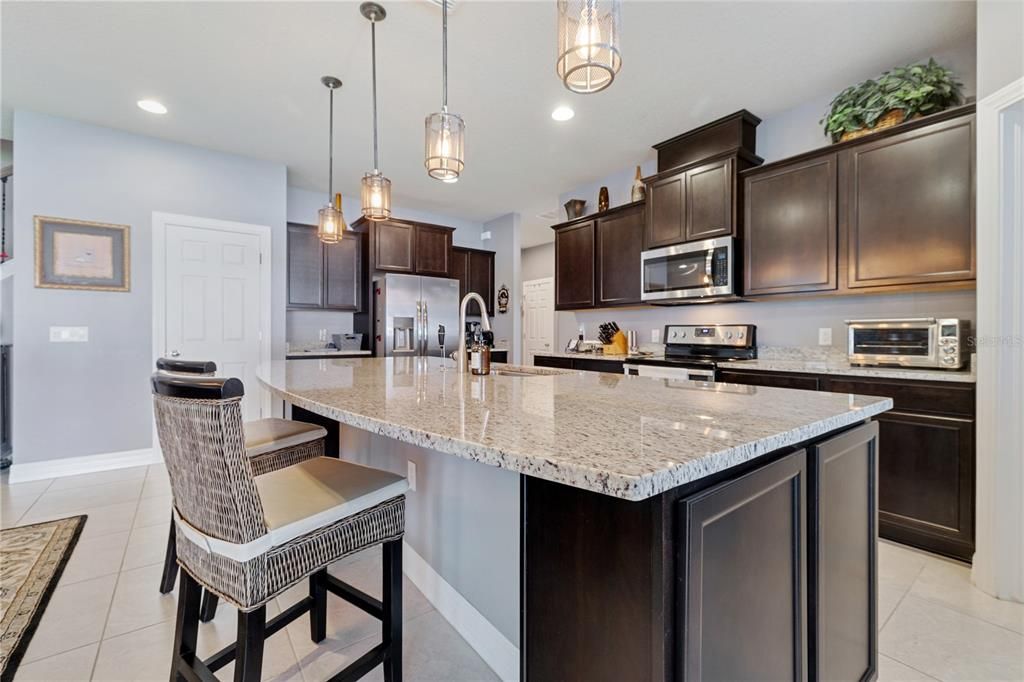 Image 18 of property listing at 1521 BANNER ELK STREET, Valrico, FL 33594