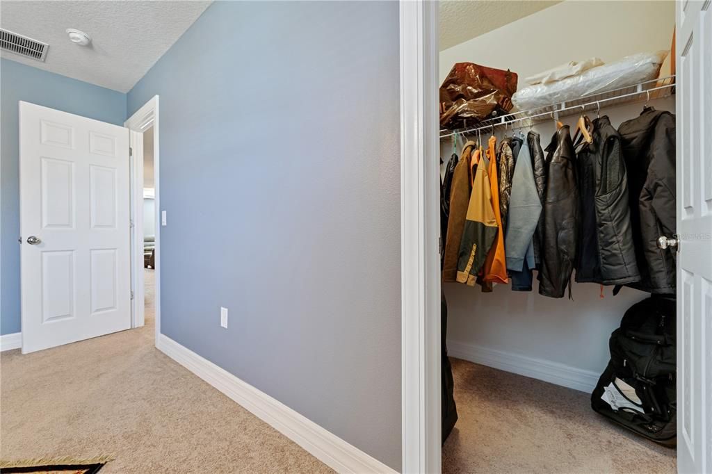 Image 49 of property listing at 1521 BANNER ELK STREET, Valrico, FL 33594