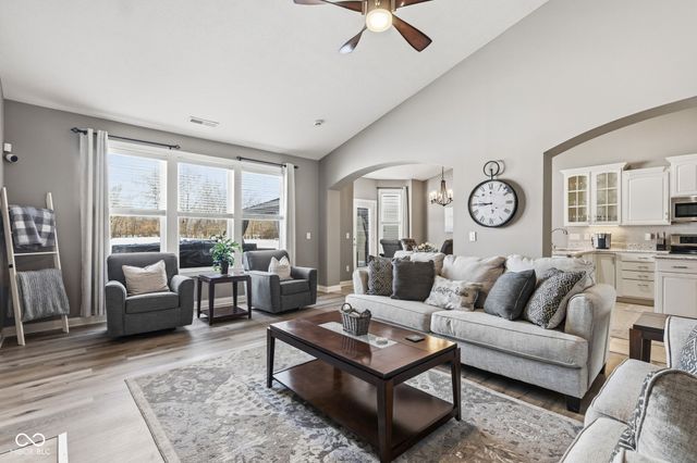 8214 Sedge Grass Road, Noblesville, IN 46060