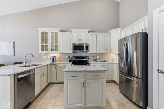 8214 Sedge Grass Road, Noblesville, IN 46060