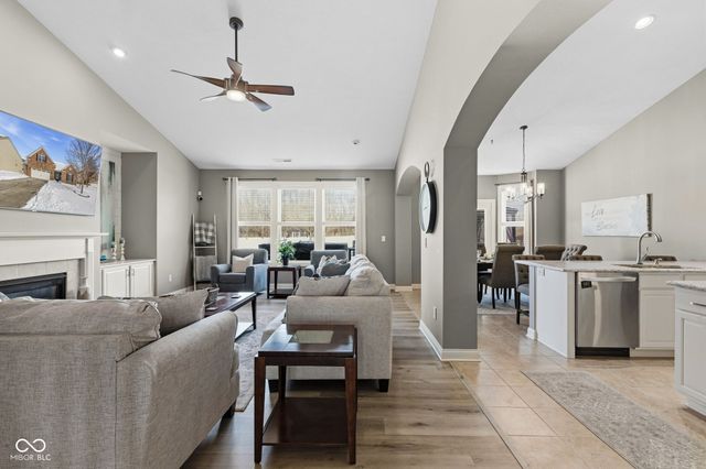 8214 Sedge Grass Road, Noblesville, IN 46060